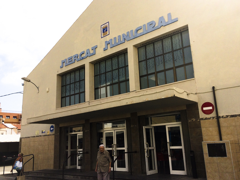 Fachada del Mercado Municipal de Sant Joan d'Alacant