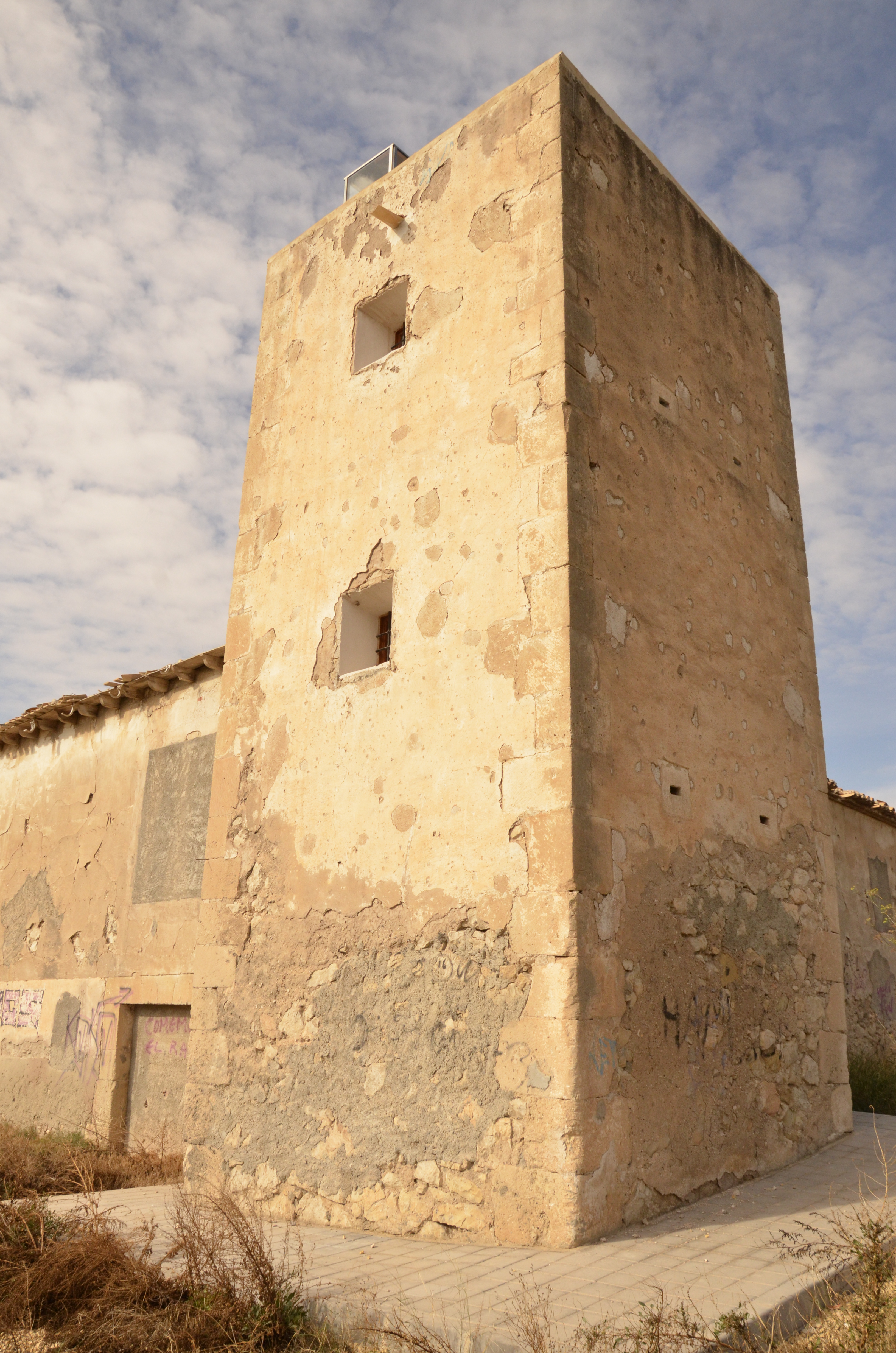 Fachada de la Torre Ansaldo