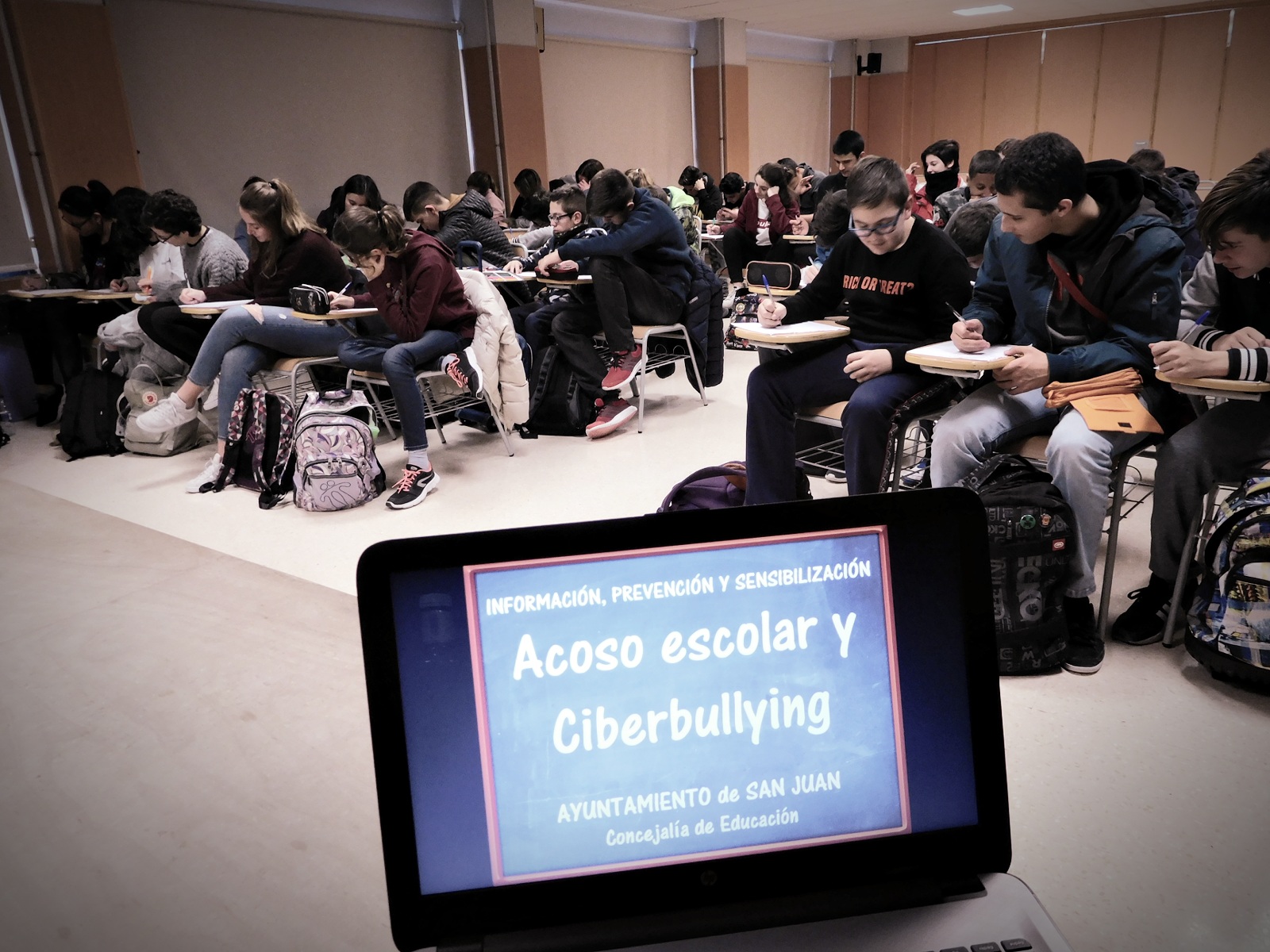 Campaña contra el ciberbullying 